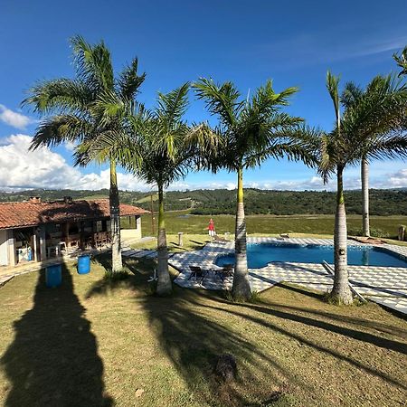 Sitio Frente A Barragem Villa Salesopolis Luaran gambar