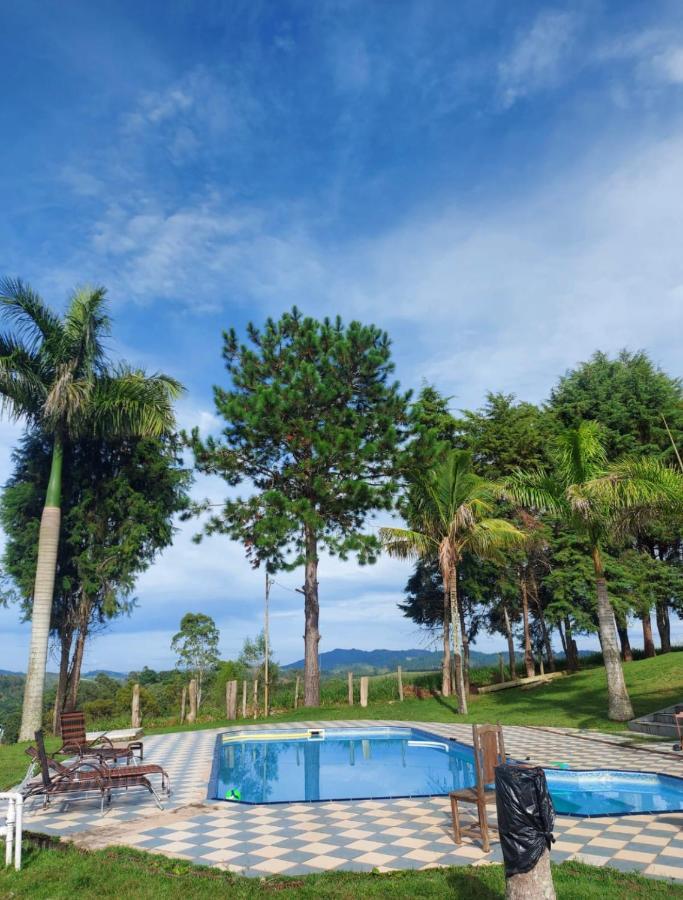 Sitio Frente A Barragem Villa Salesopolis Luaran gambar