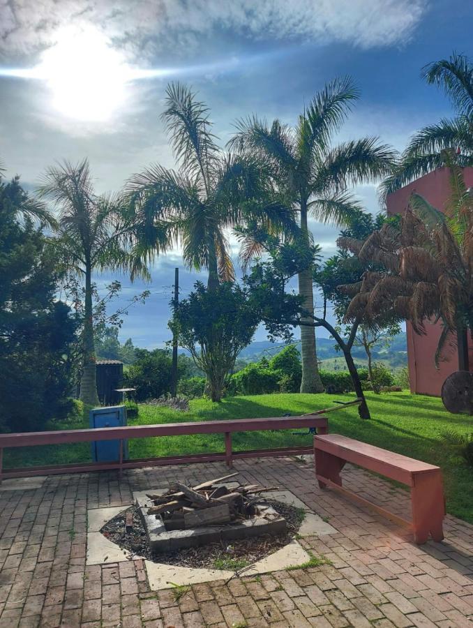 Sitio Frente A Barragem Villa Salesopolis Luaran gambar