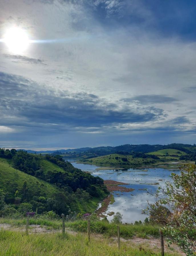 Sitio Frente A Barragem Villa Salesopolis Luaran gambar